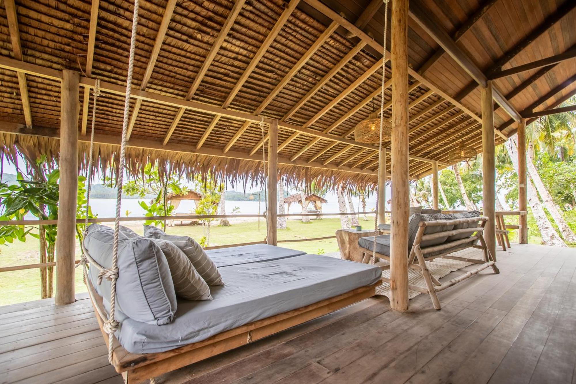 Aloita Resort Mentawai Tua Pejat Exterior photo